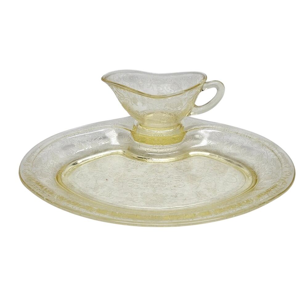 Yellow Depression Glass HAZEL ATLAS Florentine No. 2 11.5" Plate With Gravy Boat